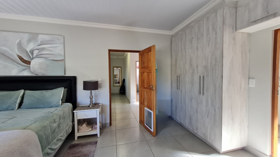 3 Bedroom Property for Sale in Dana Bay Western Cape